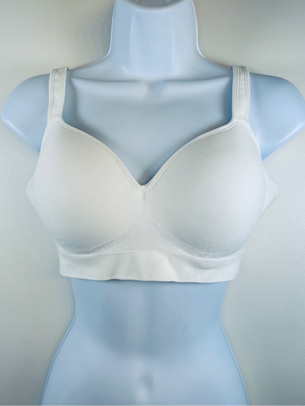 Shapermint Essentials Size M White Sweetheart Wireless Contour Bra - Picture 2 of 11